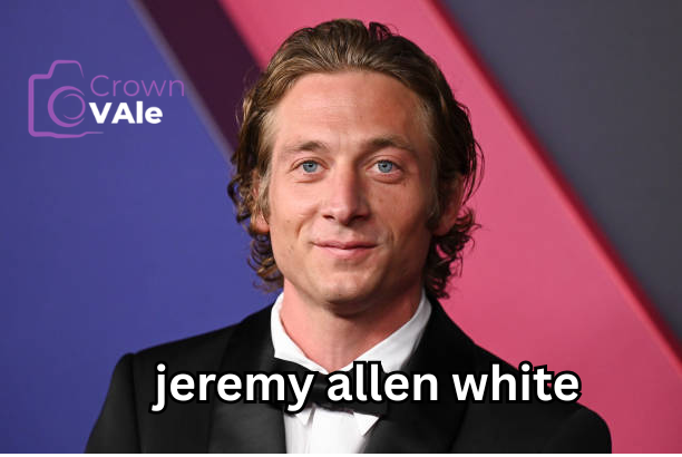 jeremy allen white